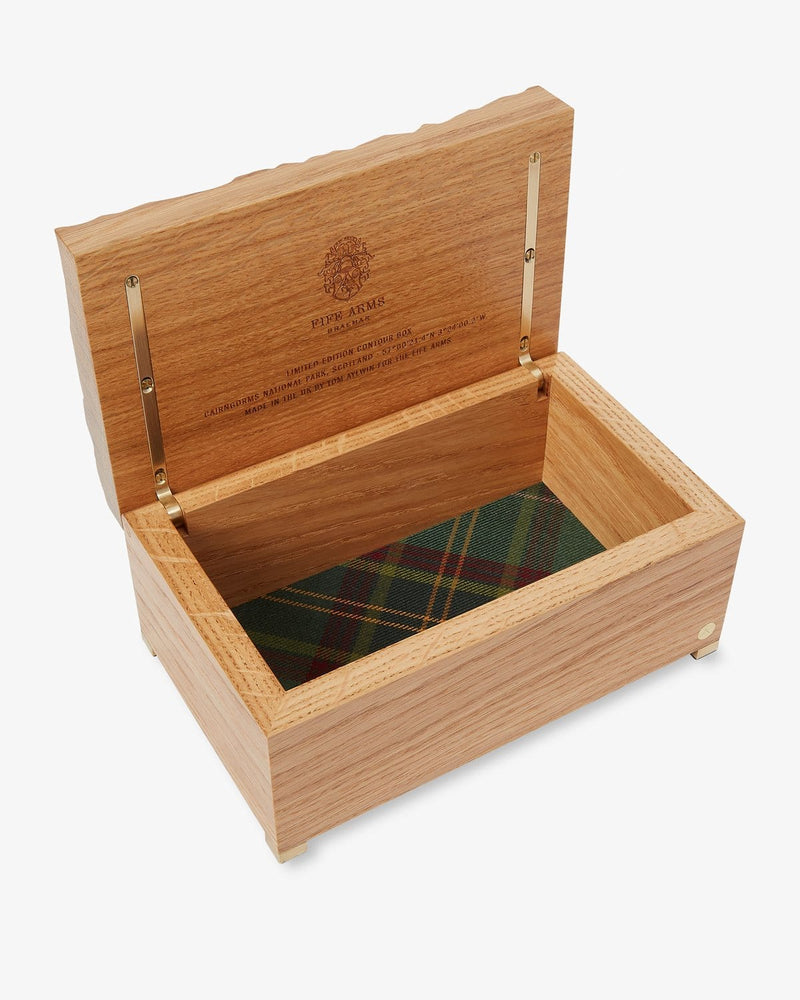 Cairngorms Hand-Crafted Oak Contour Box