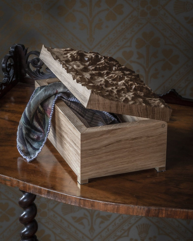 Cairngorms Hand-Crafted Oak Contour Box